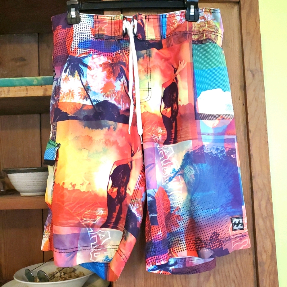 Billabong Swim Trunks - Men's Size 32